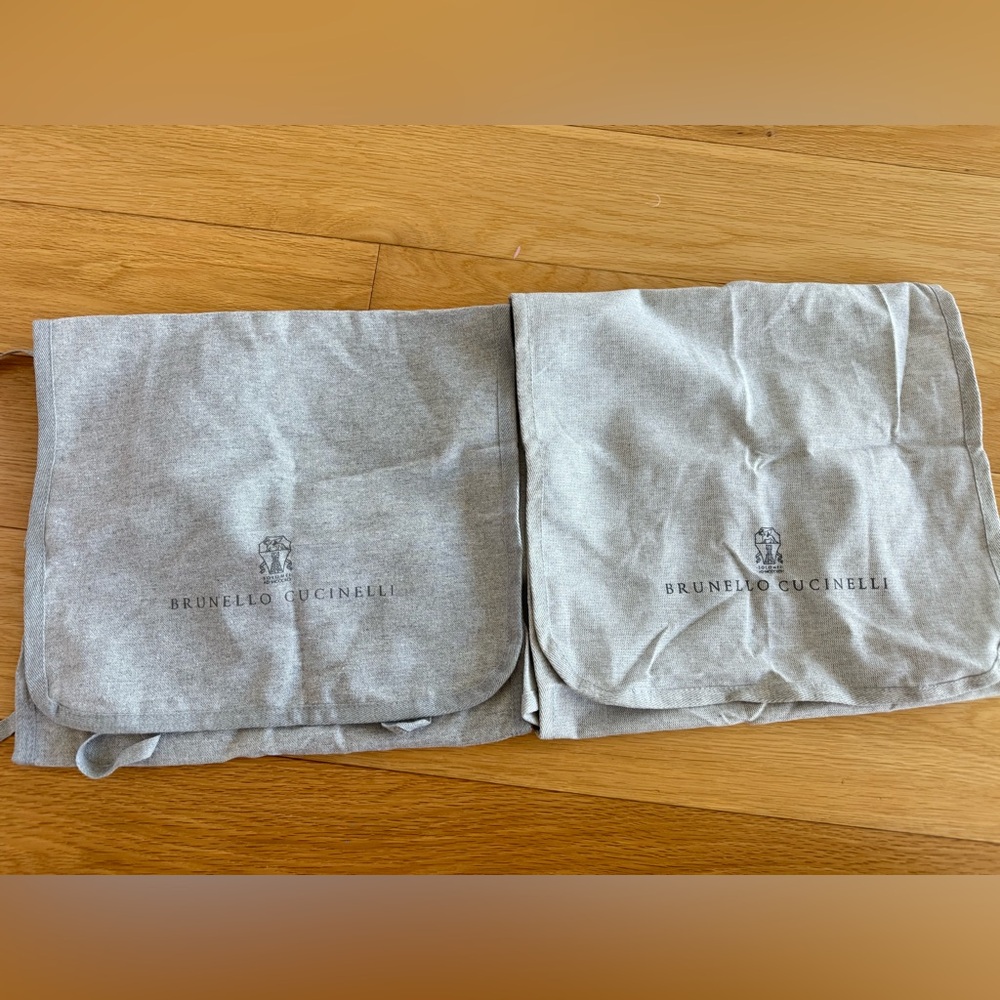 2 BRUNELLO CUCINELLI gray garment bag